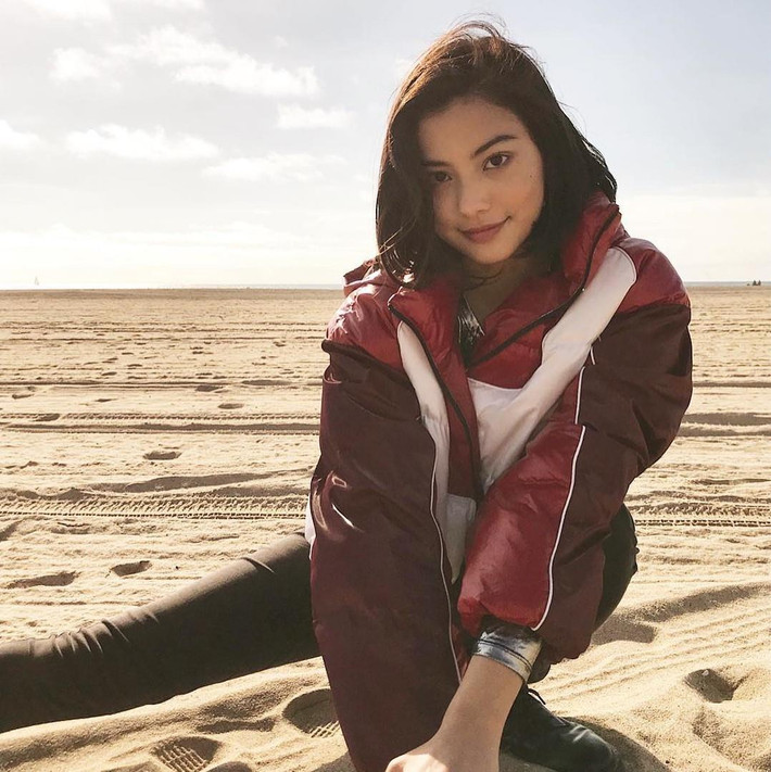 Setako sinh năm 2001, mang hai dòng máu Nhật Bản và Iran, là hot girl nổi tiếng trong giới trẻ ở xứ sở hoa anh đào.