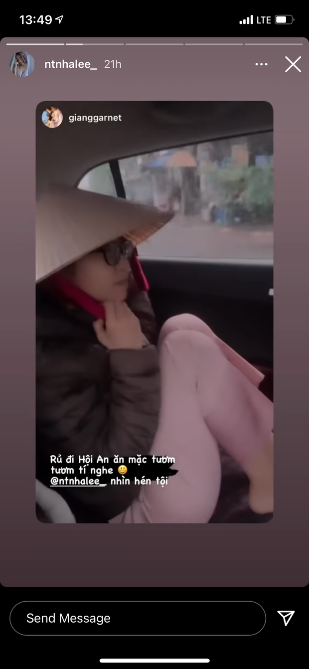 Trước đó, netizen cũng truyền tay nhau loạt ảnh Nhật Lê mặc váy cưới chụp ảnh ở nơi được cho là Đà Lạt.