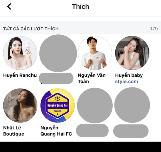 Cách đây không lâu, netizen cũng phát hiện ra Quang Hải vẫn like page bán quần áo của bồ cũ. Bên cạnh đó, anh cũng thích 2 page của "bạn gái tin đồn" hiện tại - Chu Thanh Huyền.