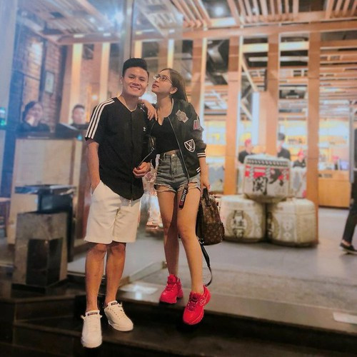 Đến hiện tại, gái xinh xứ Quảng vẫn là cô người yêu được Quang Hải công khai lâu nhất. Ảnh: Tổng hợp