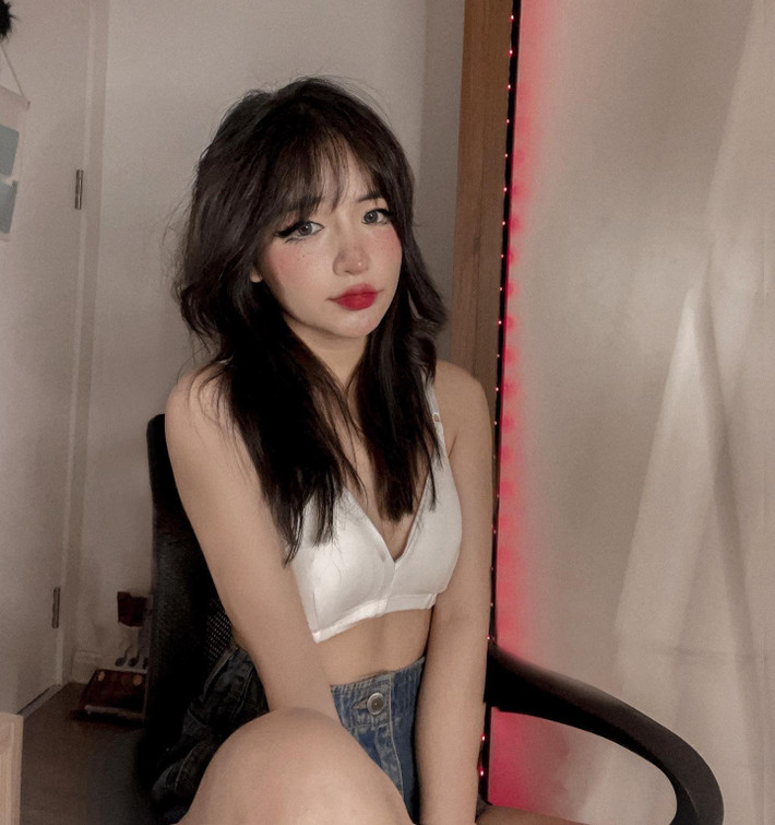 Nguyễn Thị Thanh Vân (sinh năm 2001, quê Bắc Giang) là hot girl thế hệ mới gây chú ý thời gian qua.