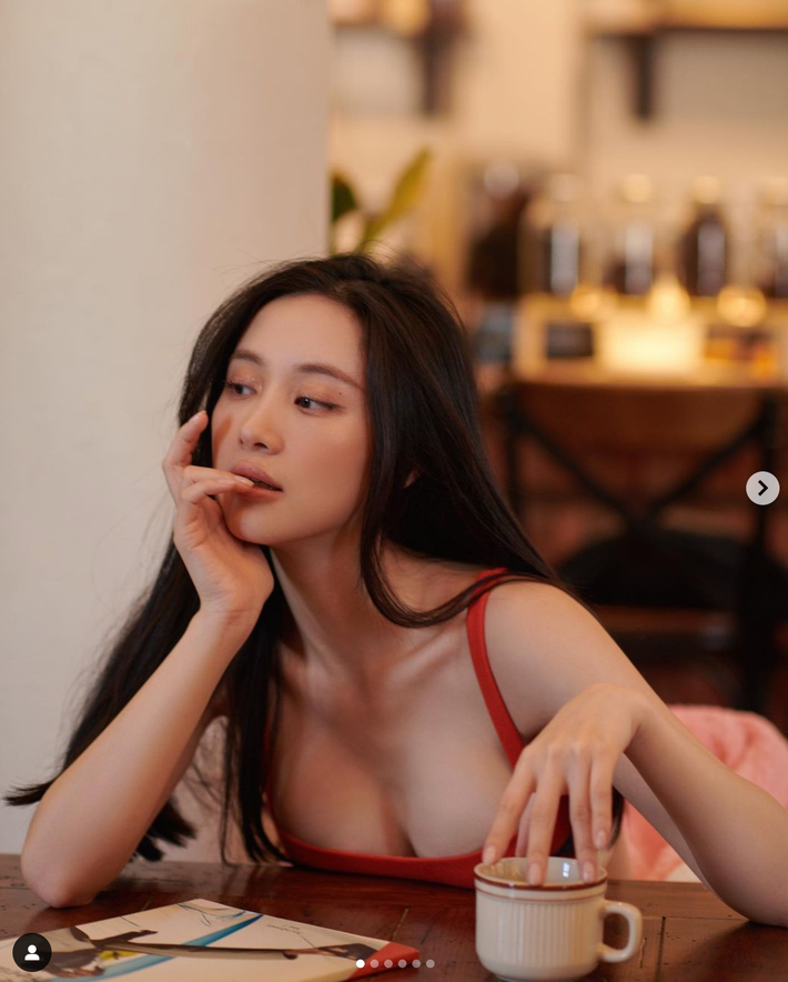 Bước sang tuổi 27, hình tượng trưởng thành, gợi cảm của "hot girl trà sữa" ngày nào nhận được nhiều lời khen từ fan. Ảnh: IGNV