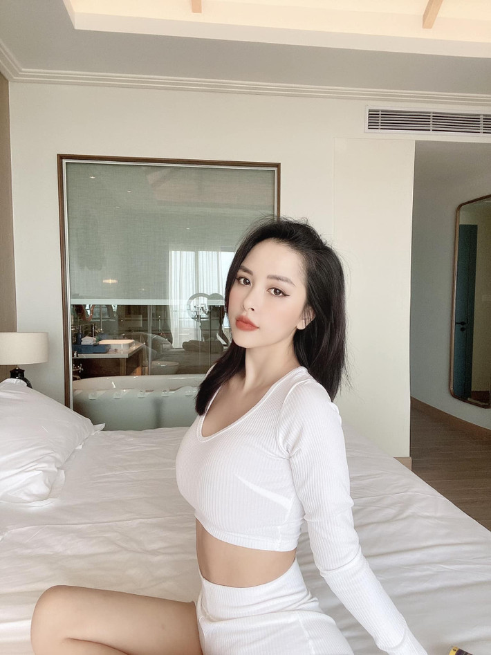 Ngoài là dâu hiền, vợ đảm, Trang Pilla còn có mối quan hệ cực thân với cô em chồng Bảo Thy. Ảnh: FBNV