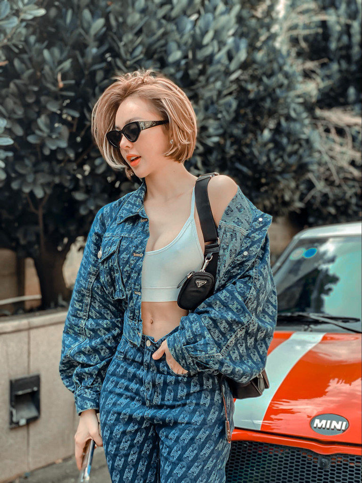 Sau phần livestream của Trang Nemo, phía Trần My đã chủ động liên hệ với chủ shop thời trang nổi tiếng hẹn gặp để giải quyết. Ảnh: Tổng hợp