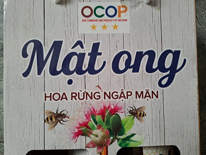 Với thương hiệu mật ong sạch, an toàn cho sức khỏe người tiêu dùng, mật ong của HTX Tùng Hằng được coi là đặc sản của vùng rừng ngập mặn ven biển. Sản phẩm được UBND TP Hải Phòng xếp hạng 3 sao OCOP.