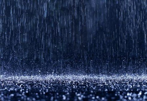 Cuộc sống của con người phụ thuộc vào mưa, chúng ta và Trái đất thực sự cần nước để tồn tại. Mưa là nguồn nước ngọt cho nhiều nền văn hóa nơi sông, hồ hoặc tầng nước ngầm không có. Mưa cung cấp nước cho nông nghiệp, công nghiệp, vệ sinh và năng lượng điện.