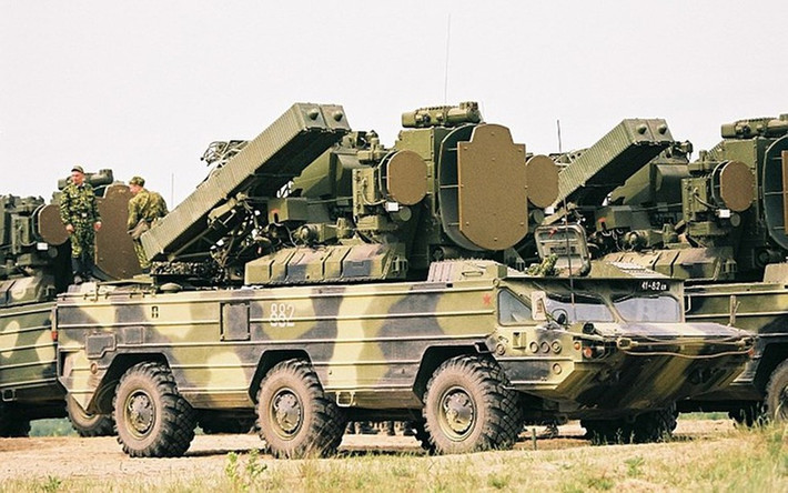 Osa còn có thể nhận sự hỗ trợ từ hệ thống radar cảnh giới cấp trung đoàn như P-40 Long Track, P-15 Flat Face hay PRV-16 Thin Skin...