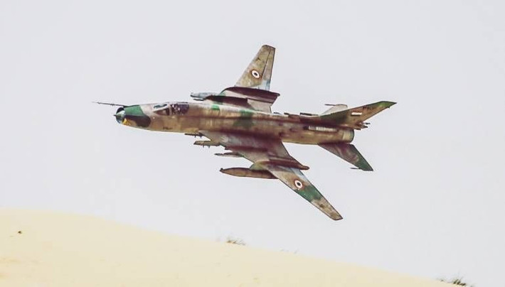 Mặc dù vậy cũng giống với MiG-23, với trọng trách tiêm kích - bom, Su-22 hoàn toàn không có đủ khả năng để đối đầu với các chiến đấu cơ của Israel mà phổ biến nhất là loại F-16I - loại tiêm kích Israel thường ra vào không phận Syria "như đi chợ". Nguồn ảnh: Theaviation.