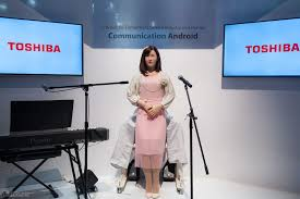 8. ChihiraAico, được sản xuất bởi hãng Toshiba Nhật Bản, là một robot siêu thông minh có khả năng biểu hiện cảm xúc tự nhiên trên mặt với nhiều bộ phận chuyển động. Nó được giới thiệu vào năm 2015.(Ảnh:Tinhte)