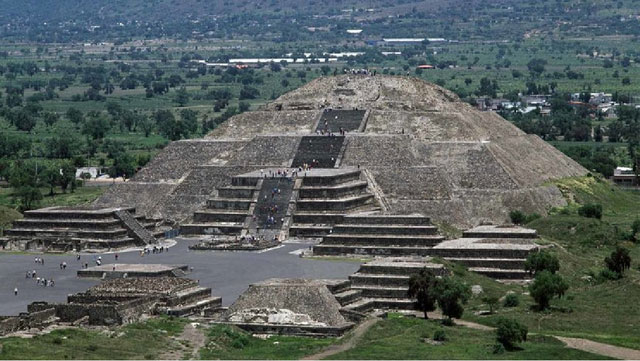 4. Kim tự tháp Mặt trăng, Mexico: Hang động ở Mexico này là một hang động khác mà chúng ta không thể thực sự đến thăm. Trên thực tế, chưa ai thực sự nhìn thấy. Nó được phát hiện vào năm 2018 bởi các nhà khảo cổ học.