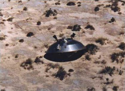 Các vật thể bay không xác định (UFO) từ lâu đã rất thu hút sự quan tâm của công chúng và là đầu đề cho nhiều giả thuyết về những hoạt động bí mật của chính phủ hay người ngoài trái đất. Các quốc gia khác cũng sưu tập dữ liệu về các UFO, chẳng hạn Anh và Mỹ, nơi thông tin chỉ có thể được truy cập nhỏ giọt theo Đạo luật Tự do thông tin.