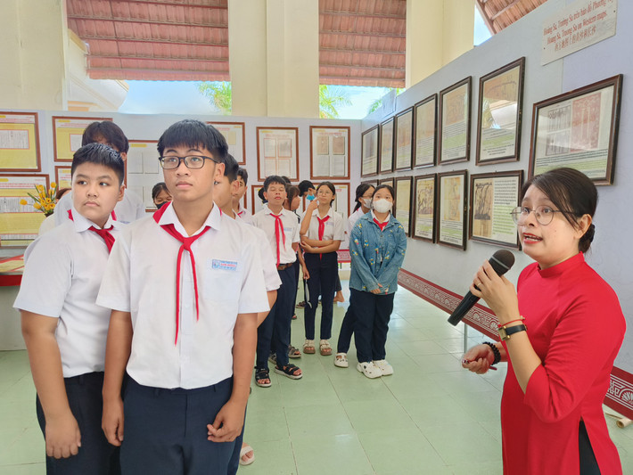 Sở Thông tin và Truyền thông tỉnh Quảng Nam cho biết, huyện Núi Thành là đơn vị thứ 16 trong tỉnh Quảng Nam tổ chức Triển lãm này.