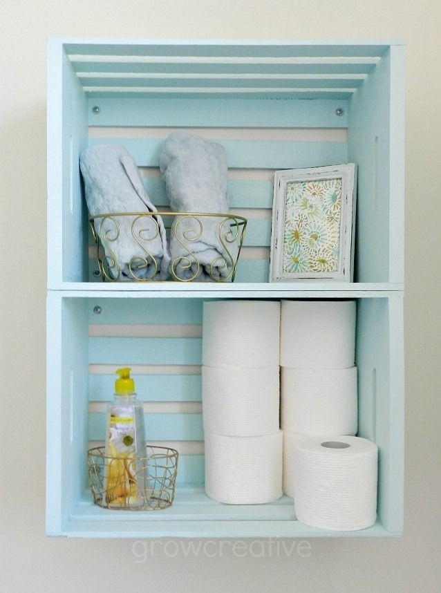 Những chiếc kệ được làm từ thùng gỗ cũ có thể được đặt ở bất cứ nơi đâu. Từ phòng tắm...