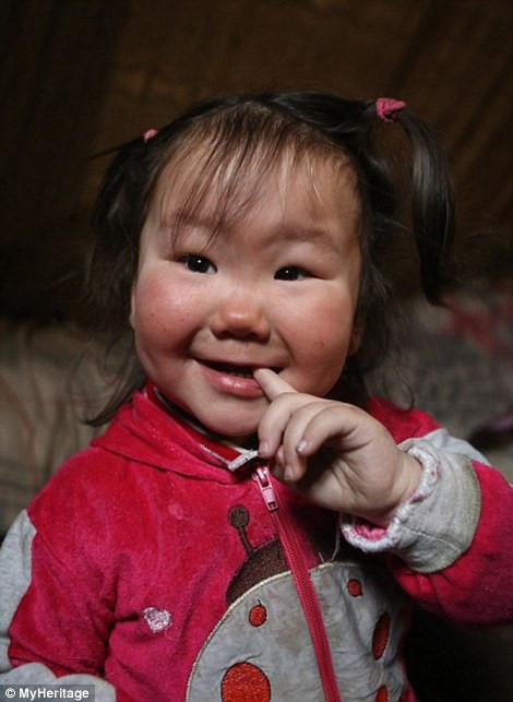 Trẻ em Nenets được cho tiếp xúc với công việc hàng ngày ngay từ khi còn rất nhỏ.