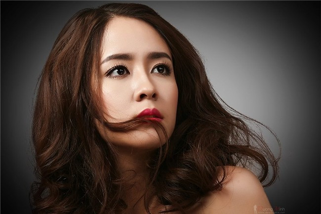 Cô từng được ghi dấu ấn trong lòng khán giả qua các vai diễn trong các phim như: Hoa nở trái mùa, Hạnh phúc không có ở cuối con đường, Máy bay kí sự… Ngoài phim "Người phán xử ", Thùy Dương còn xuất hiện trong phim "Nơi ẩn nấp bình yên" cũng thu hút sự quan tâm của người xem.