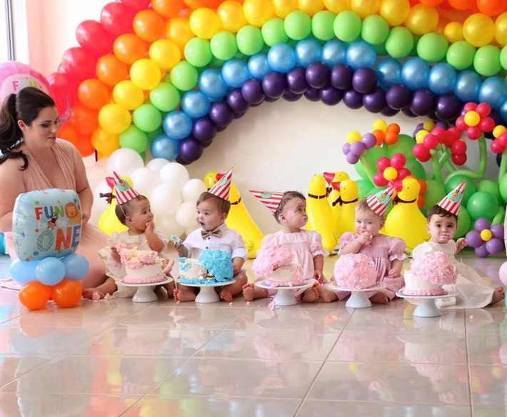 Ca sinh 5 này không chỉ gây bất ngờ cho cặp vợ chồng Tucci mà chính các chuyên gia cũng ngạc nhiên bởi vì tỷ lệ sinh năm tự nhiên là rất hiếm khoảng 1/55 triệu ca trên toàn thế giới.