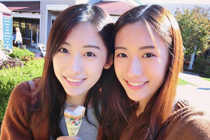 Khi được Đại học Harvard chấp nhận, Sun Yutong bày tỏ sự biết ơn với cha mẹ và giáo viên vì luôn tin tưởng, động viên trên con đường theo đuổi "giấc mơ Mỹ" của hai chị em.