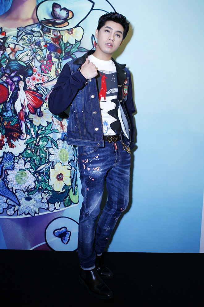 Noo Phước Thịnh bụi bặm với style denim on denim bắt mắt.