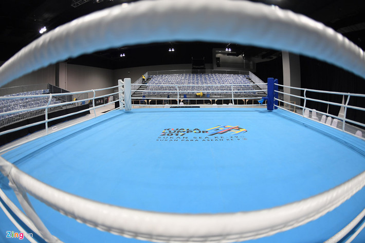 Theo một HLV trưởng đội tuyển thể thao Việt Nam tham dự SEA Games lần này thì cơ sở vật chất tại đây khá tương đồng và hiện đại tương đương các sự kiện thể thao tầm cỡ châu lục và thế giới từng tổ chức ở Nhật Bản và Hàn Quốc mà cô từng tham dự.