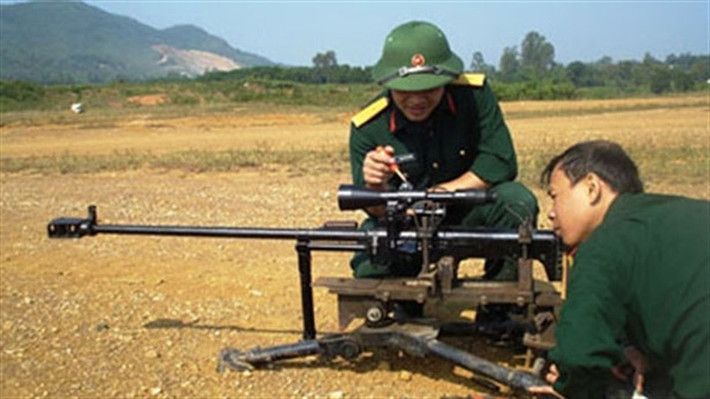 Tiếp đến là súng bắn tỉa KSVK. Đây cũng là loại súng bắn tỉa công phá sử dụng cỡ đạn 12,7x108mm và được trang bị rất hạn chế trong một vài lực lượng đặc nhiệm. Nguồn ảnh: Militaryvietnam.