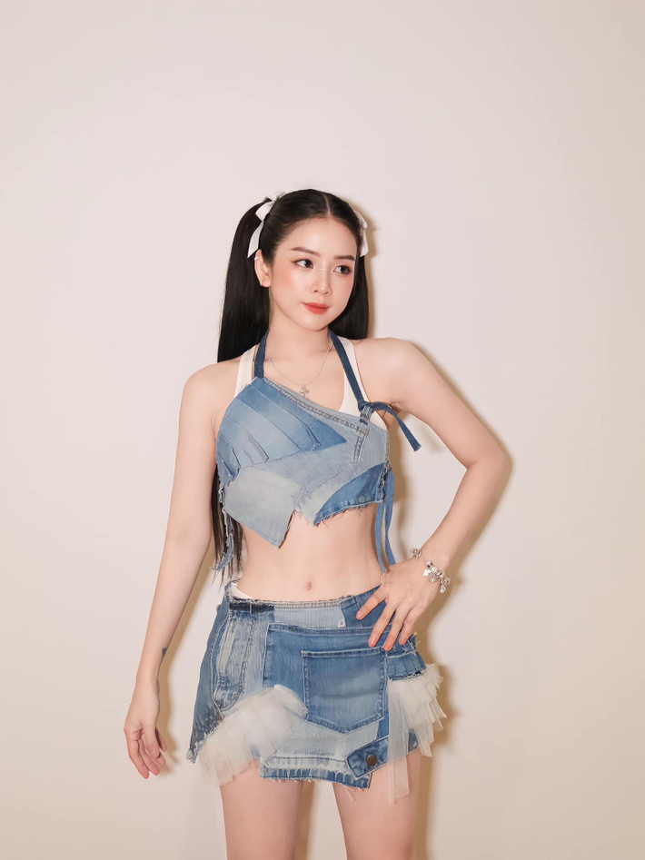 DJ Mie (tên thật Trương Tiểu My) là một trong những nữ DJ tài năng, nổi tiếng hiện nay. Năm 2015, cô giành ngôi vị cao nhất tại cuộc thi Miss DJ.