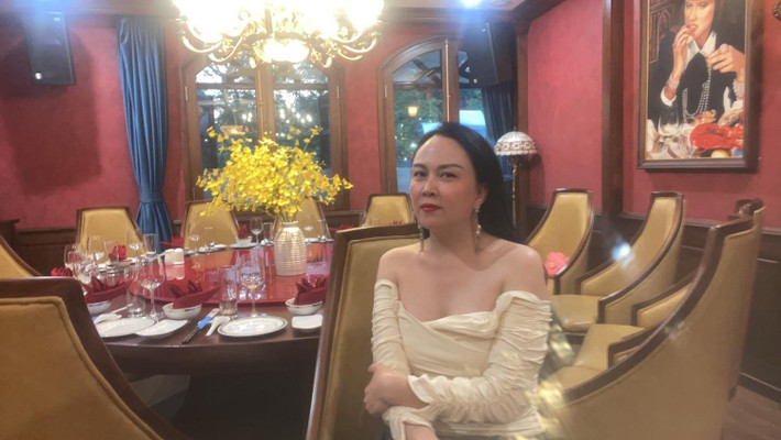 Phượng Chanel dù không hoạt động showbiz nhưng lại là cái tên có sức hút truyền thông.