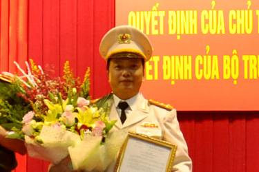 Tân Giám đốc Công an tỉnh Yên Bái Đặng Hồng Đức cho rằng đây không chỉ là niềm vinh dự, tự hào mà còn là trách nhiệm hết sức nặng nề mà Bộ Công an và Tỉnh ủy Yên Bái tin cậy giao phó. Đồng chí xin hứa, phấn đấu hoàn thành xuất sắc nhiệm vụ vì an ninh Tổ quốc, vì hạnh phúc của nhân dân...