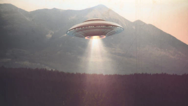 Các nghiên cứu cho thấy nhìn chung UFO là kết quả của sự ảo tưởng, trò bịp hoặc một cái gì đó liên quan đến sự bất ổn trong tâm lý bất đã khiến các nhân chứng "trông gà hóa cuốc".