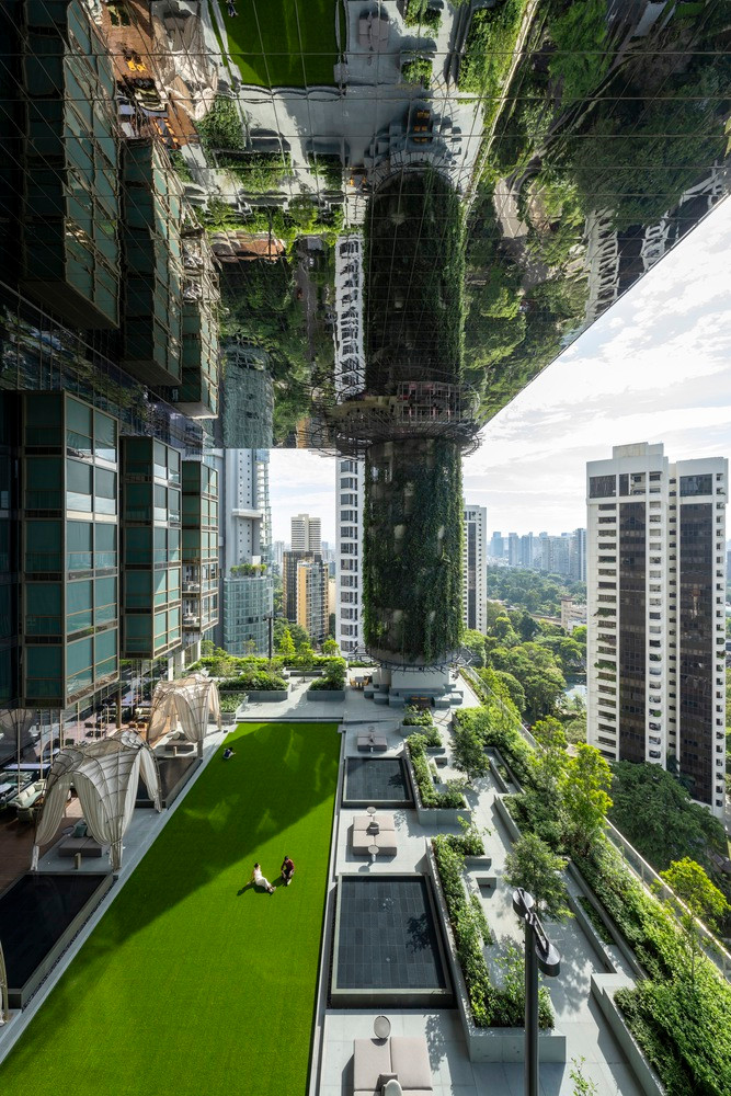 ới số lượng cây xanh phủ khắp, công trình cao 461 feet (khoảng 141m) mang đến cho người đối diện hay khách lưu trú cảm giác như được hòa mình vào thiên nhiên - Ảnh: Darren Soh/Archdaily