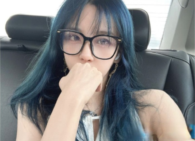 Dù gương mặt xinh đẹp vẫn khiến nhiều fan yêu mến, câu chuyện "hậu trường chuồng heo" của Rita đã trở thành đề tài bàn tán sôi nổi trên mạng xã hội. (Ảnh: Phụ nữ số)