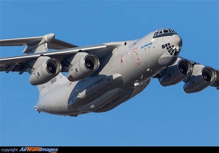 Ngoài ra như đã đề cập, phiên bản dân sự của Il-76MD-90A sẽ sớm ra mắt, để đáp ứng nhu cầu to lớn đối với phương tiện này trên thị trường quốc tế, Nhà máy Ulyanovsk Aviastar sẽ có một khoảng thời gian bận rộn trước mắt.