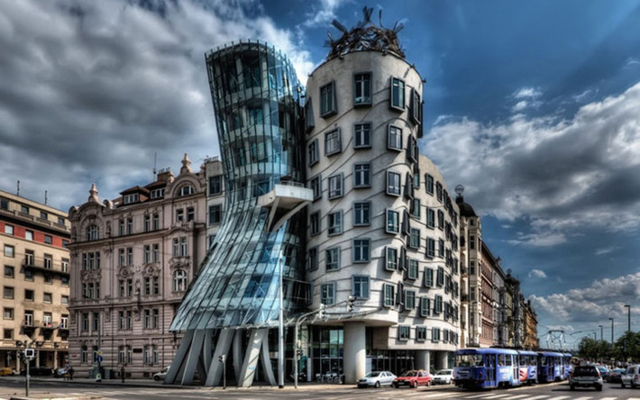 8. Tòa nhà khiêu vũ tại thủ đô Praha, Cộng hòa Séc (Ảnh: ArchitecturalDigest).
