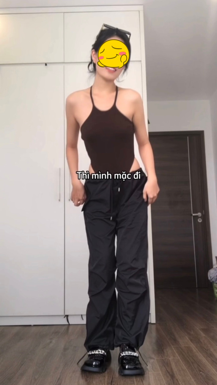 Tuy vậy cô gái này vẫn nhất quyết không bỏ qua, yêu cầu anh chàng phải có video công khai xin lỗi mình một cách chân thành, tử tế.