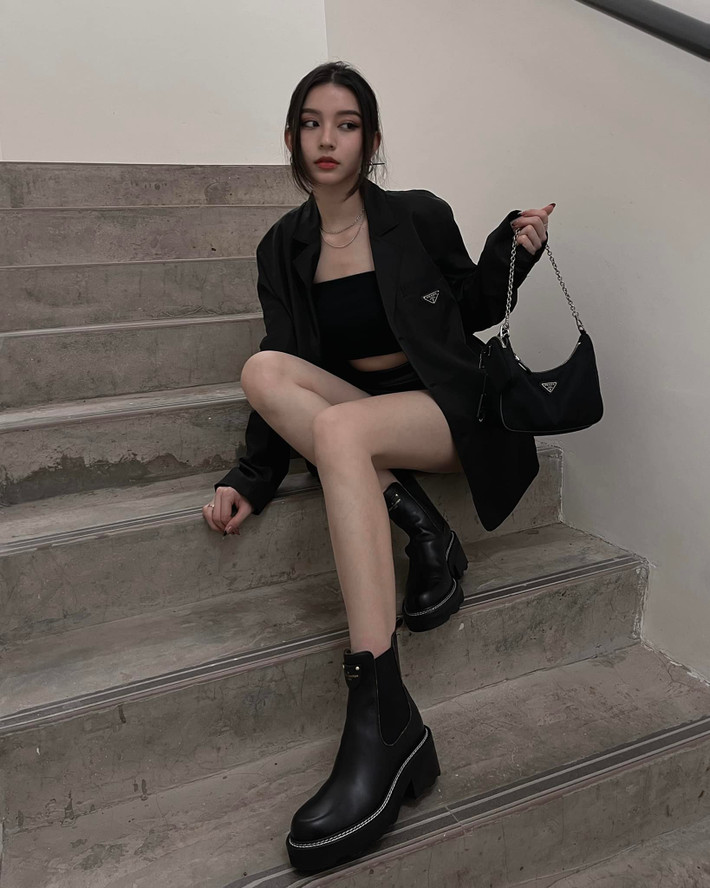 Trên Instagram, Facebook mỗi hình ảnh của Bâu đều nhận được lượt like cực khủng. Ảnh: FBNV