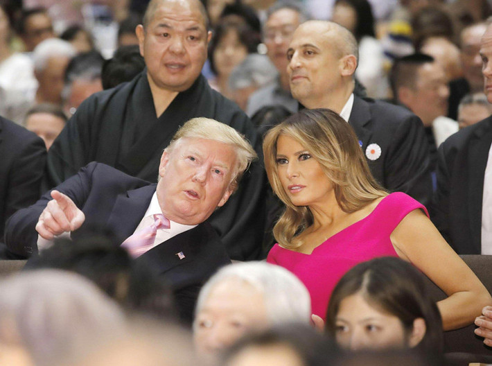Tổng thống Mỹ Donald Trump là người có hứng thú với các môn thể thao đối kháng. Ông là người rất hâm mộ môn vật biểu diễn (WWE) tại Mỹ. Ảnh: AP