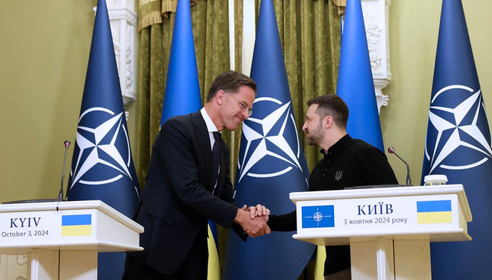 Một khả năng khác là việc Ukraine gia nhập EU. Trong trường hợp này, Kyiv này sẽ phải tuân theo điều khoản hỗ trợ lẫn nhau được quy định trong Hiệp ước Liên minh Châu Âu.