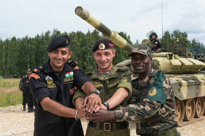 Theo Bộ Quốc phòng Nga, Army Games 2018 sẽ được tổ chức từ ngày 28/7 tới ngày 11/8/2018 tới đây. Giải đấu lần này sẽ được tổ chức đồng thời ở 6 quốc gia trên thế giới, năm nay Iran sẽ lần đầu tiên trở thành một trong những quốc gia chủ nhà của Army Games. Nguồn ảnh: Russia.