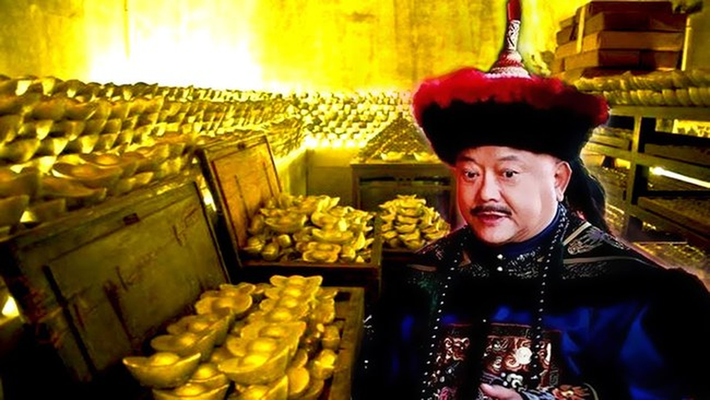 Càn Long hiểu rằng sự hiệu quả của Hòa Thân trong việc ổn định triều đình và quản lý tài chính là cần thiết. Tuy nhiên, khi Gia Khánh lên nắm quyền, ông quyết định loại bỏ Hòa Thân, không tuân theo lời khuyên của Càn Long.