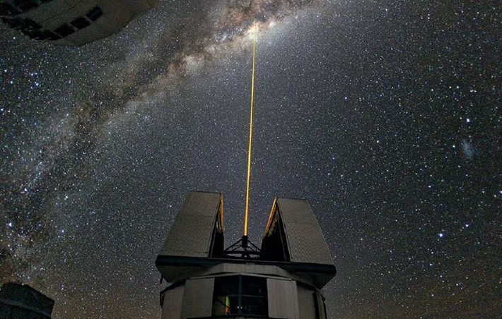 ESO đã giải thích trên trang web của cơ quan này rằng nội dung của hình ảnh cho thấy tinh vân Vela Supernova Remnant, được chụp bởi kính viễn vọng Very Large Telescope do ESO điều hành ở Chile. Nó là phần còn lại của một ngôi sao lớn đã từng kết thúc vòng đời bằng một vụ nổ được gọi là siêu tân tinh.
