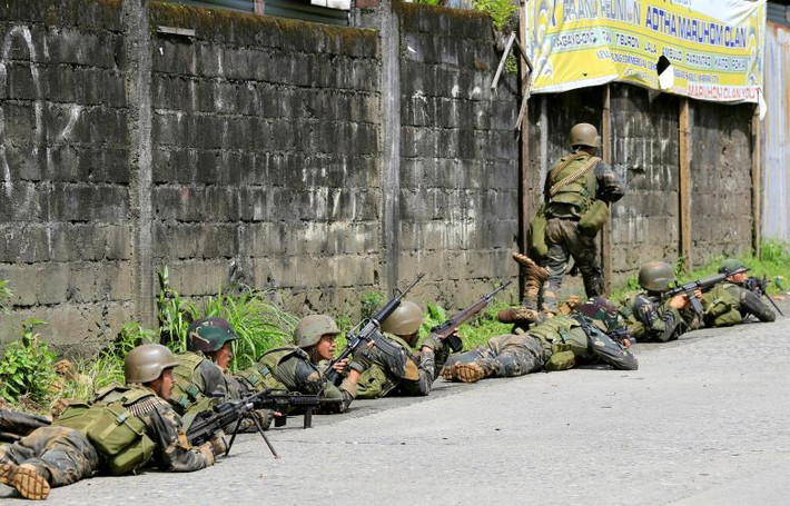 Lực lượng đặc nhiệm Philippines đánh Maute.