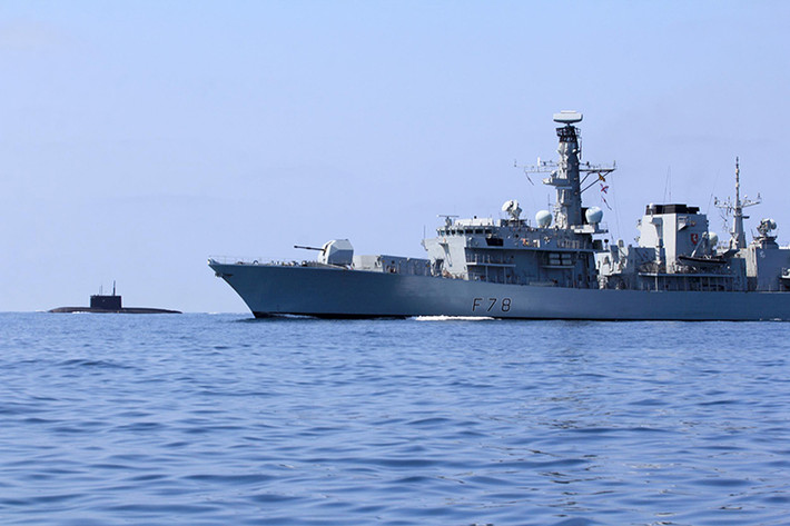 Mặc dù là tàu ngầm tấn công hạt nhân nhưng năng lực tác chiến của tàu ngầm HMS Astute không thực sự ấn tượng, nó cũng là chiếc đầu tiên trong lớp tàu ngầm Astute được Hải quân Anh đưa vào biên chế từ năm 2010. Nguồn ảnh: Royal Navy.