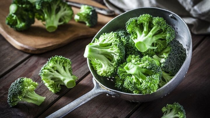 Bông cải xanh: Chứa nhiều vitamin C, folate, carotenoids và phytochemical chống lại các yếu tố gây hại trong phổi. Bông cải xanh có một hợp chất hoạt tính gọi là L-sulforaphane, giúp các tế bào chuyển sang các gen chống viêm để ngăn ngừa các bệnh hô hấp. Ảnh minh họa
