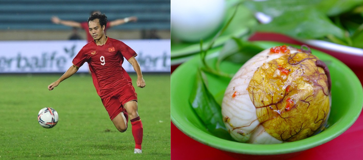 Trong một buổi phỏng vấn năm 2018, bà Đua (mẹ cầu thủ Văn Toàn) tiết lộ con trai mình rất yêu thích món trứng vịt lộn. Theo bà, từ khi còn nhỏ, khoảng 4-5 tuổi, Văn Toàn đã được bố mẹ cho thưởng thức món ăn này. Kể từ đó, mỗi lần được ăn trứng vịt lộn, Văn Toàn luôn tỏ ra thích thú và dường như "nghiện" món ăn đặc biệt này. Ảnh Internet