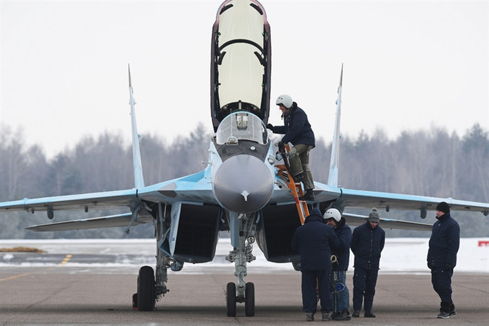 Cũng giống như các loại vũ khí trang bị khác của Nga, MiG-35 sẽ trở thành một trong những loại vũ khí thu hút sự quan tâm của nhiều nước trên thế giới và trở thành một thành phần không thể thiếu trong VKS Nga.