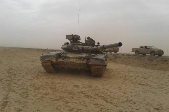 Tờ Times of India cho biết thêm, có thể đây cũng là nguyên nhân khiến Syria đã để mất ít nhất 3 chiếc T-90A vào tay lực lượng phiến quân.