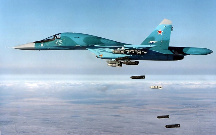 Khả năng chiến đấu của tiêm kích bom Su-34 cũng đã được chứng minh trong suốt thời gian nó tham chiến tại Syria từ năm 2016 cho đến nay, khi thực hiện hàng trăm đợt không kích có độ chính xác gần như tuyệt đối vào các mục tiêu khủng bố trên khắp Syria. Nguồn ảnh: Sputnik