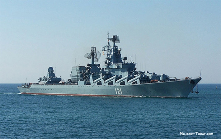 Thủy thủ đoàn trên tàu tuần dương lớp Slava là 485 người (trong đó có 66 sĩ quan). Ảnh: Military-Today.