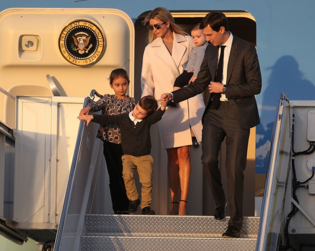 Khi vợ chồng Ivanka và Kushner dành kỳ nghỉ cuối tuần tại một khách sạn sang trọng ở Cộng hòa Dominica năm 2017, chi phí an ninh trả bằng tiền chính phủ của họ là 58.000 USD. Chi phí khách sạn là cặp đôi tự chi trả.
