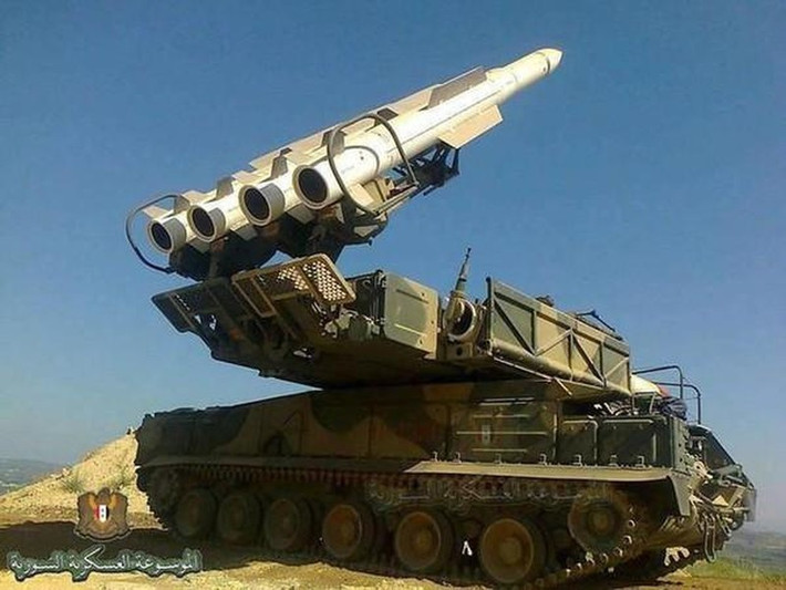 Hiện lực lượng Nga ở Syria tiếp tục hỗ trợ quân đội chính phủ của Tổng thống Bashar al-Assad trong cuộc chiến chống lại các nhóm đối lập do phương Tây hay Thổ Nhĩ Kỳ hậu thuẫn.