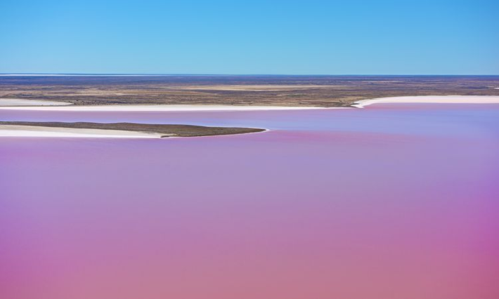 Lake Eyre cũng có ý nghĩa quan trọng trong việc theo dõi sự thay đổi khí hậu và khả năng ứng phó với tình trạng hạn hán tại Úc.